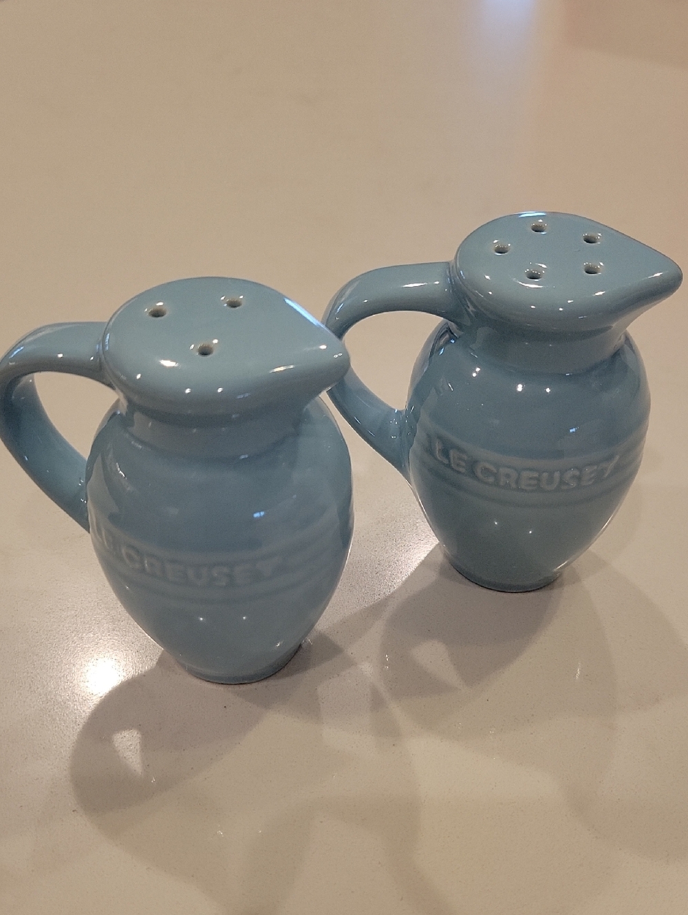 Le Creuset International Salt & Pepper Shaker Set